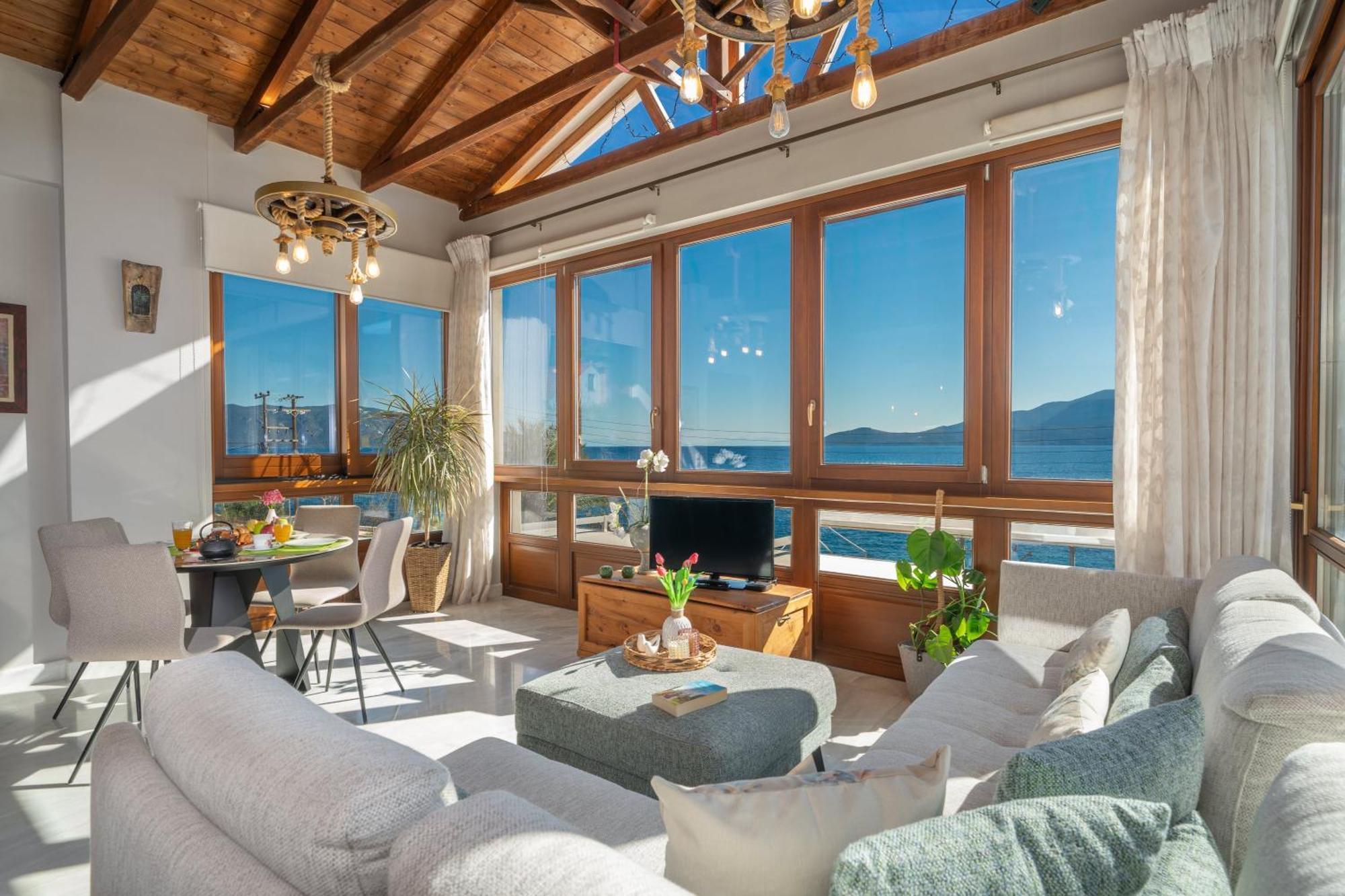 Sea Rock Apartment Айя-Евфимия Экстерьер фото